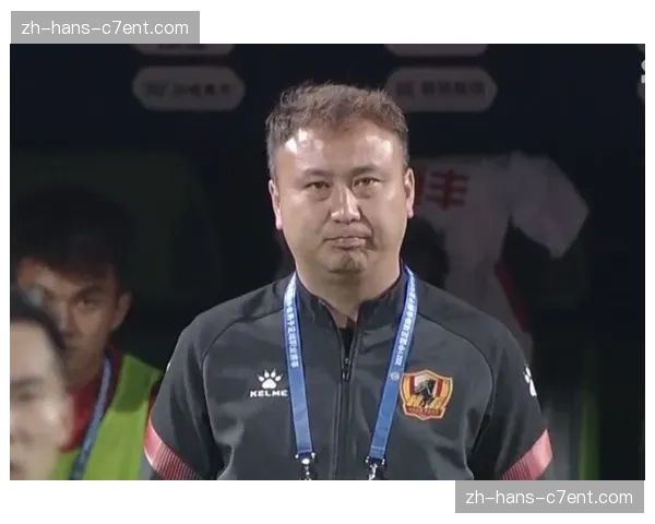 三镇主场失利暴露防线问题，控球优势未转化胜果